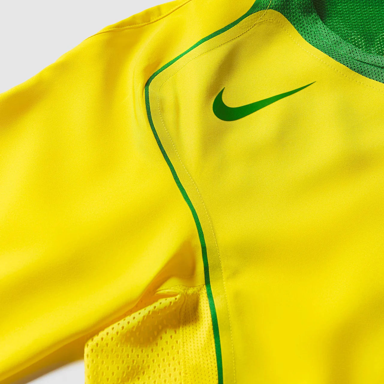 CAMISA NIKE BRASIL REEDIÇÃO TOTAL 90 RONALDINHO MASCULINA