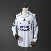 Camisa Real Madrid Titular 06/07 - Versão Retrô Manga Comprida