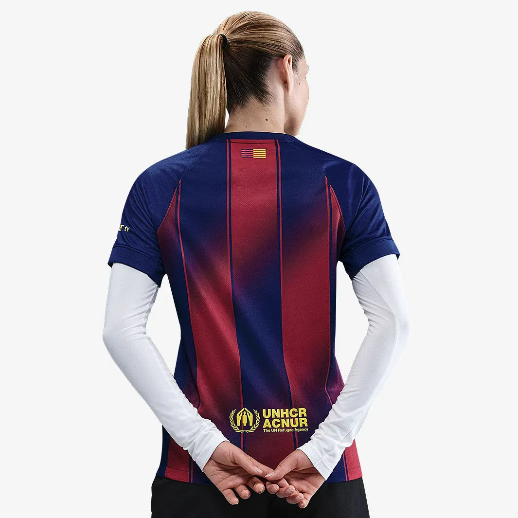 CAMISA FEMININA NIKE BARCELONA 2025/26 I TORCEDOR