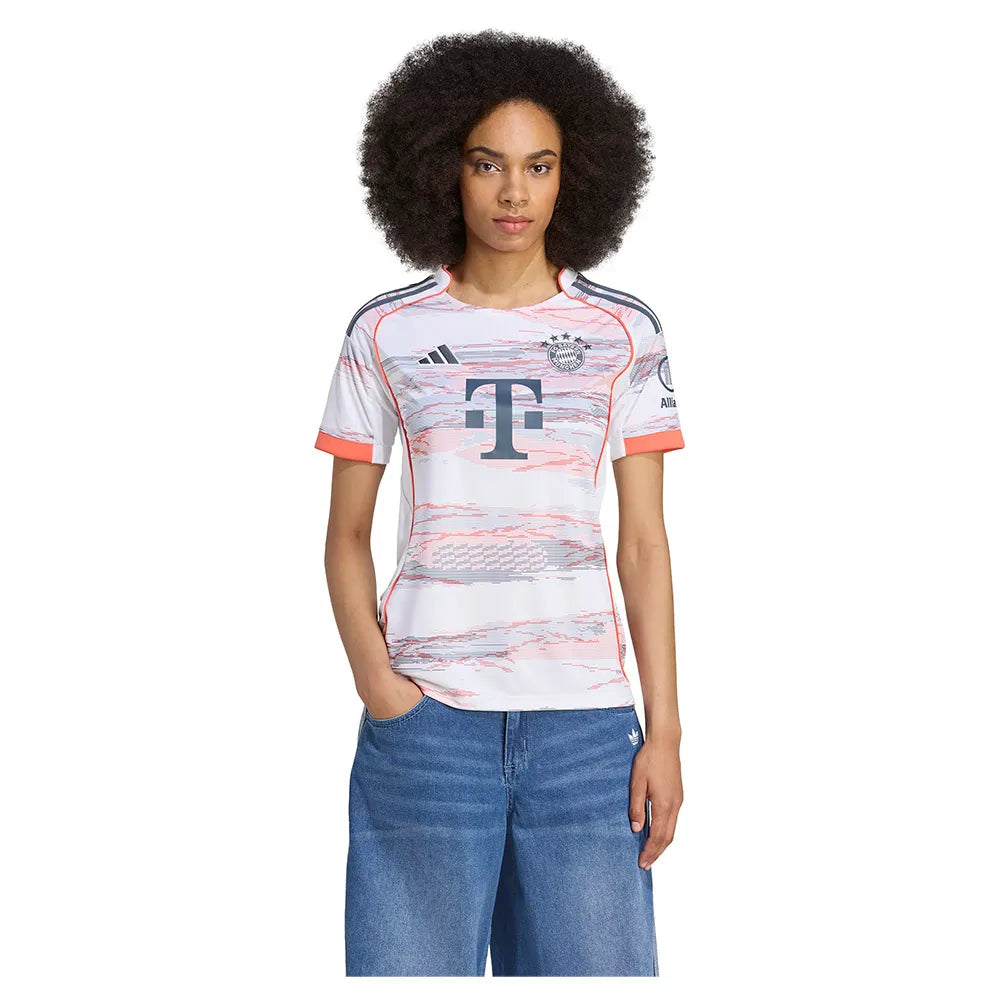 CAMISA FEMININA DO BAYERN DE MUNIQUE 2025/26