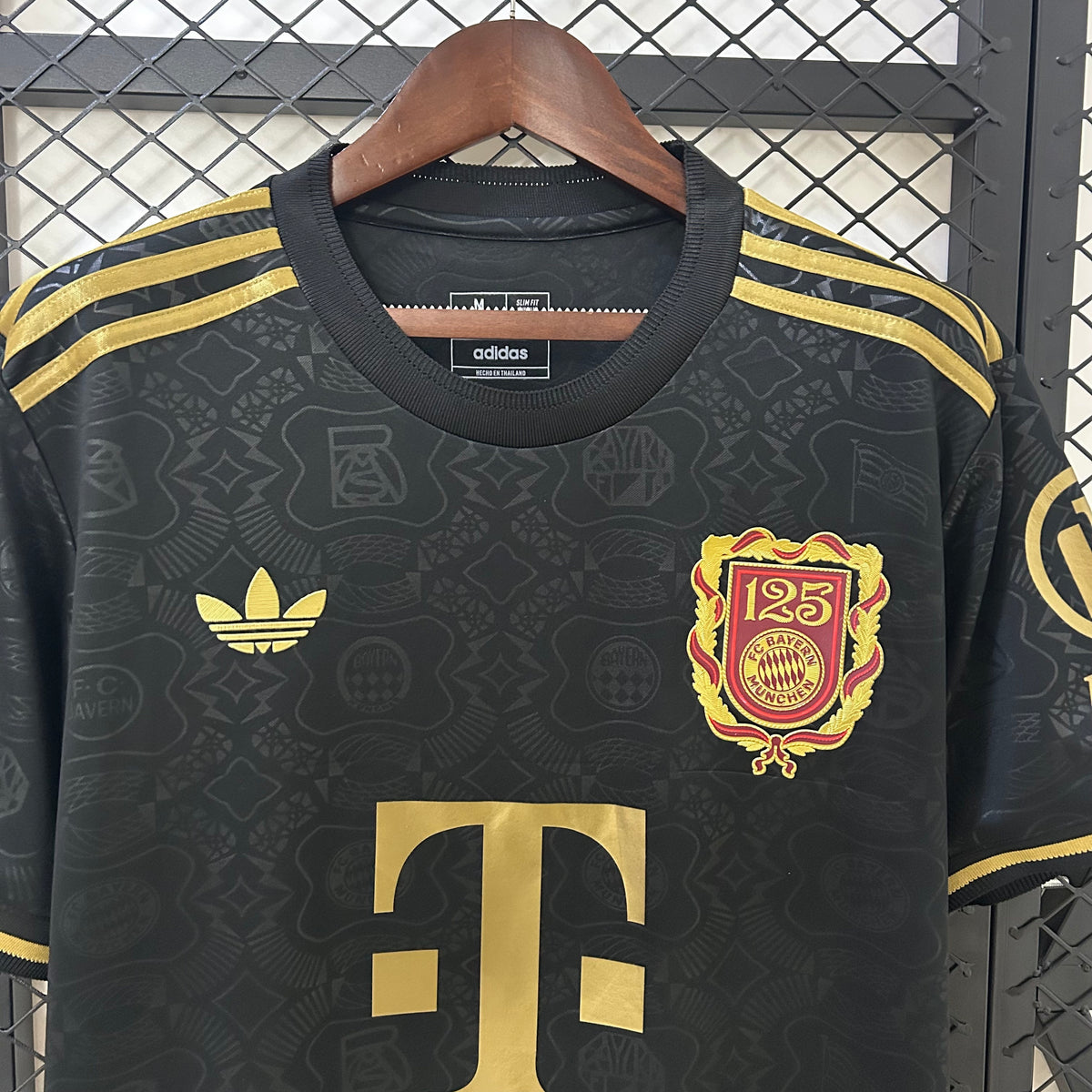 Camisa Bayern de Munique 25/26 Comemorativa 125 Anos Adidas Masculina