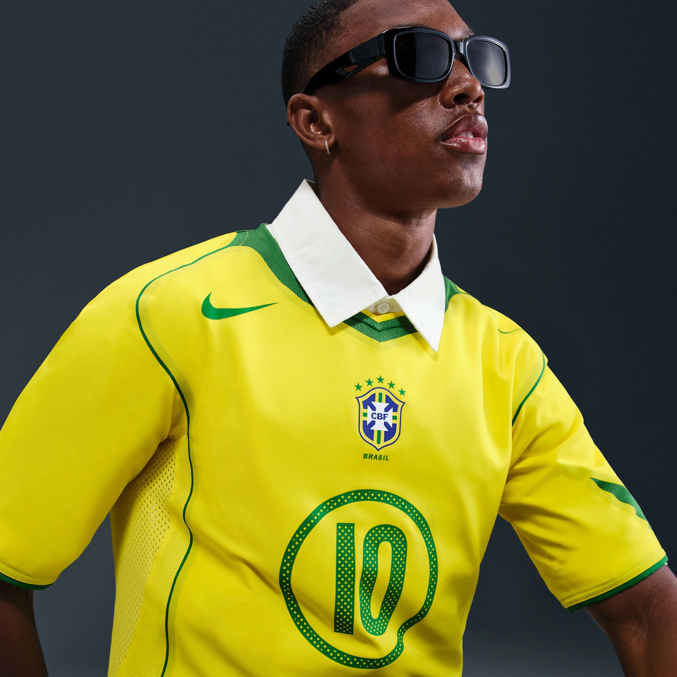 CAMISA NIKE BRASIL REEDIÇÃO TOTAL 90 RONALDINHO MASCULINA