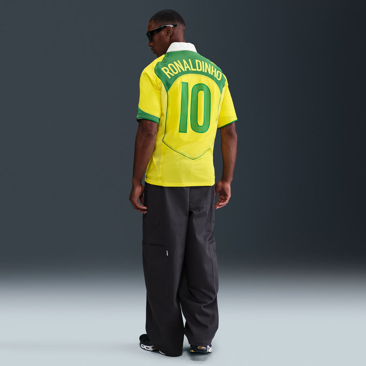CAMISA NIKE BRASIL REEDIÇÃO TOTAL 90 RONALDINHO MASCULINA