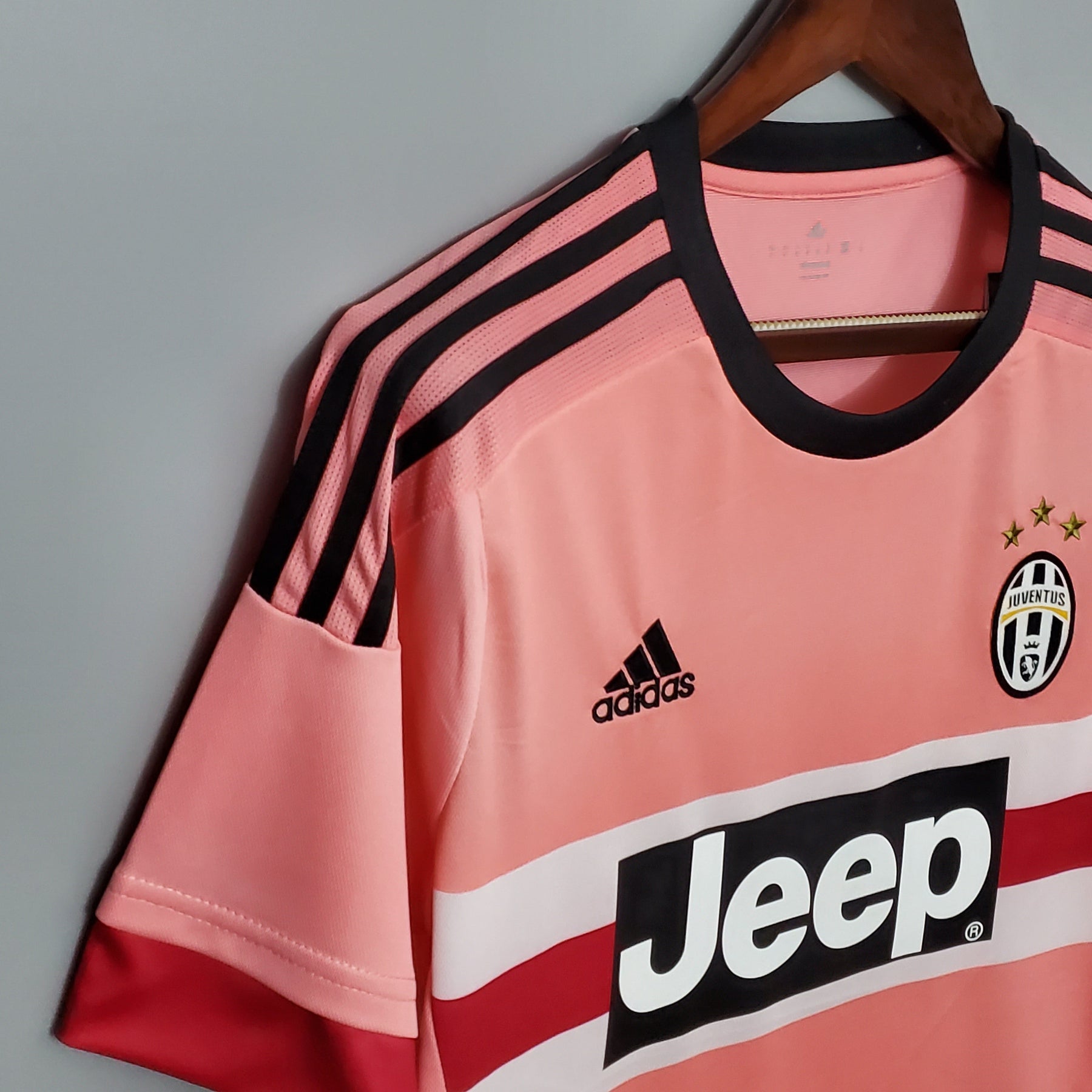 Camisa Juventus Reserva 15/16 - Versão Retrô