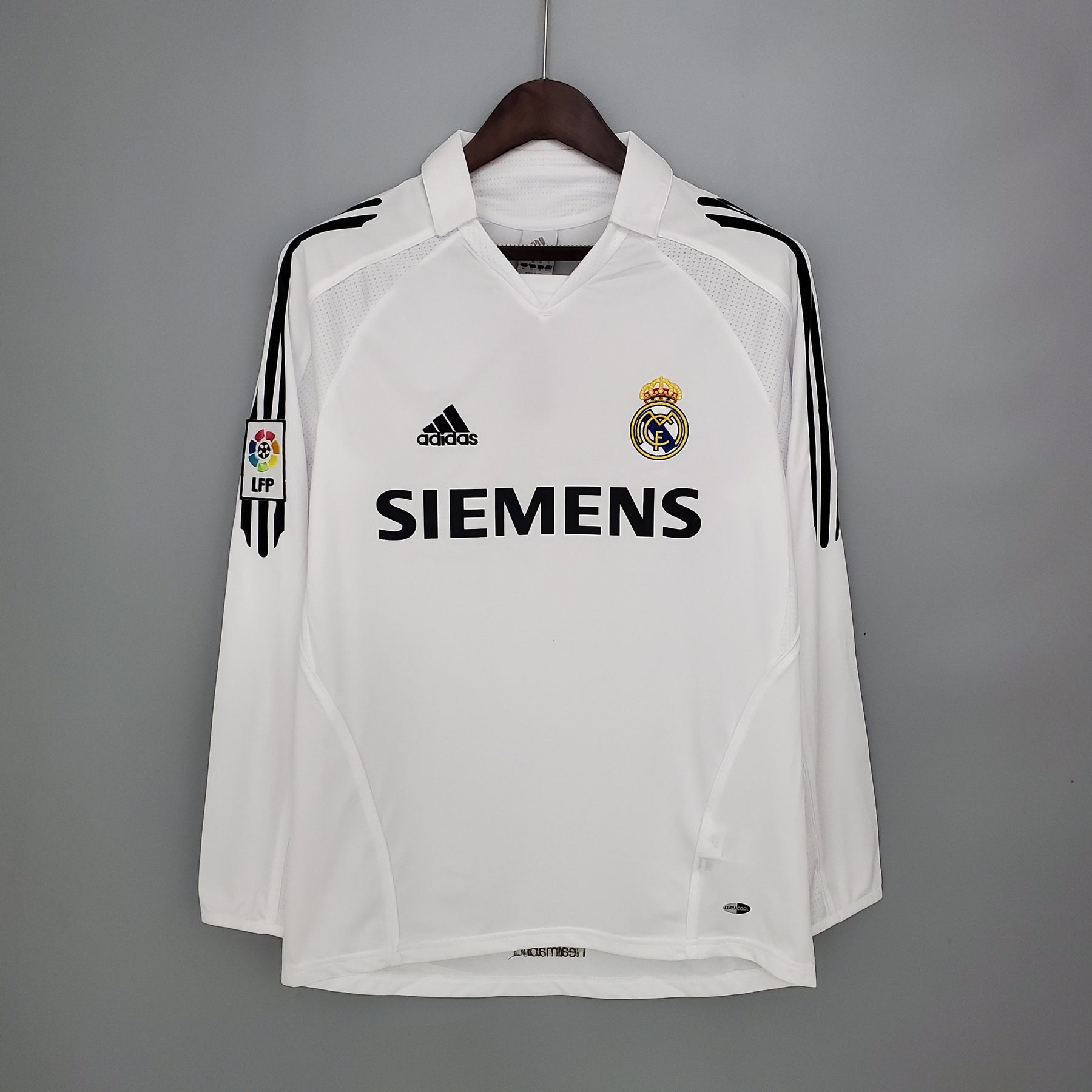 Camisa Real Madrid Titular 05/06 - Versão Retrô Manga Comprida