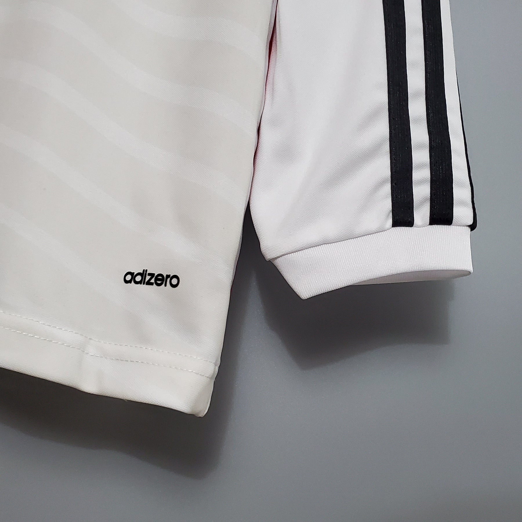 Camisa Real Madrid Titular 14/15 - Versão Retrô Manga Comprida