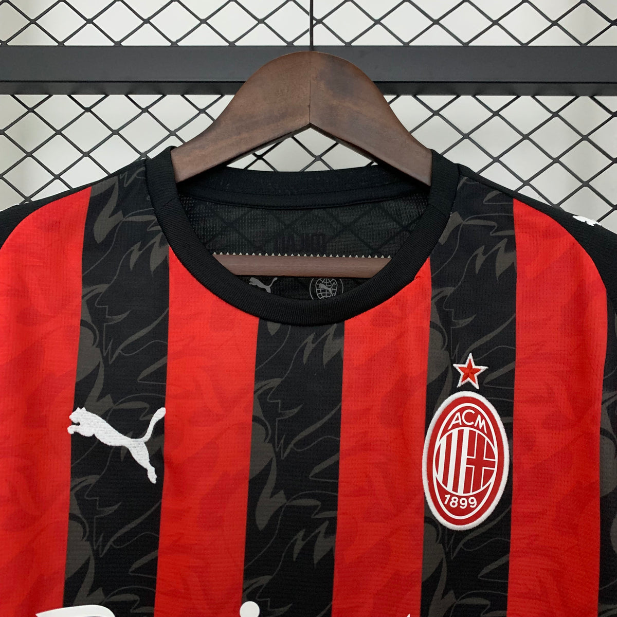 Camisa do Milan Home 2025/26 Versão Torcedor