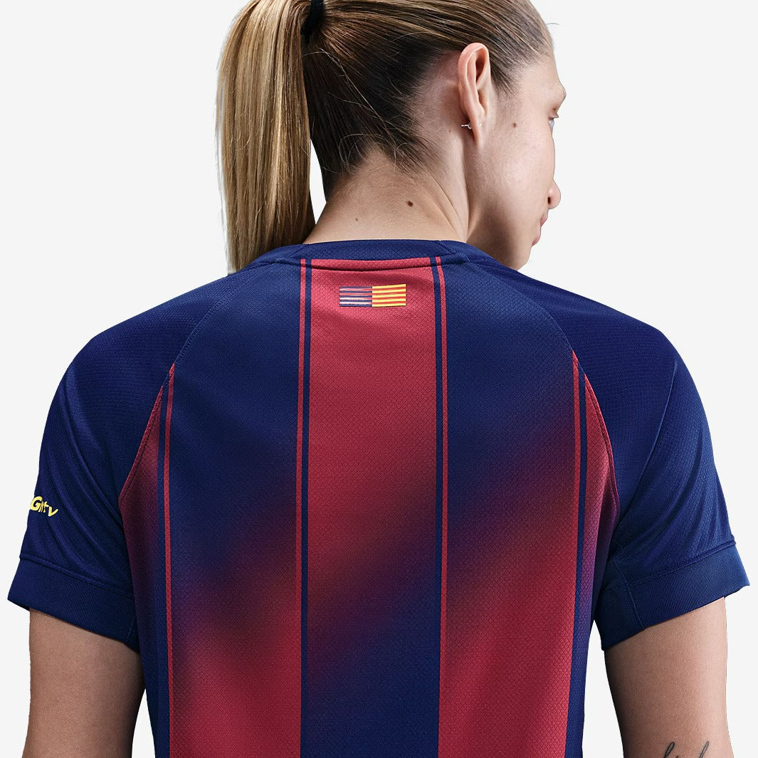 CAMISA FEMININA NIKE BARCELONA 2025/26 I TORCEDOR