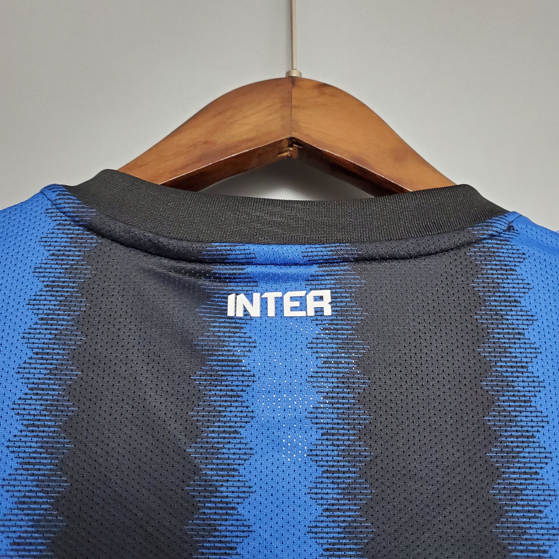 Camisa Inter de Milão Titular 10/11 - Versão Retrô Manga Comprida